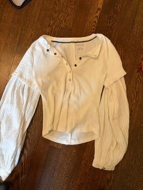 Pilcro Cream Textured Balloon-Sleeve Button-Front Top